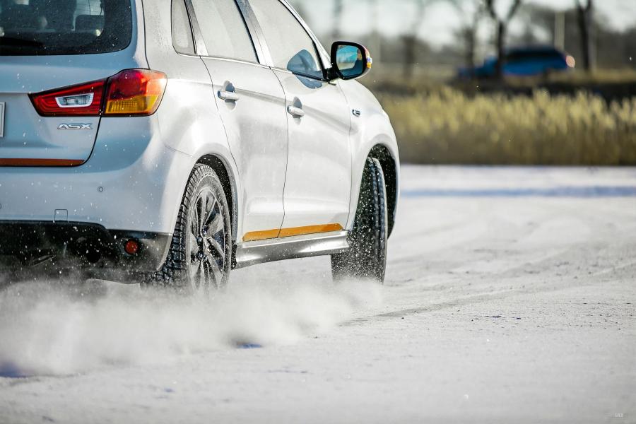Детали экстерьера Mitsubishi ASX Orange Edition 2019 года  (CN) (фото 4 из 5)